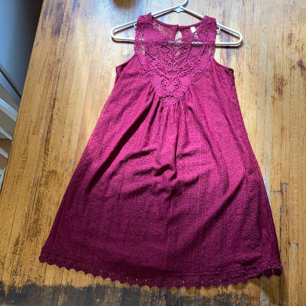 Burgundy lace shift dress size xs